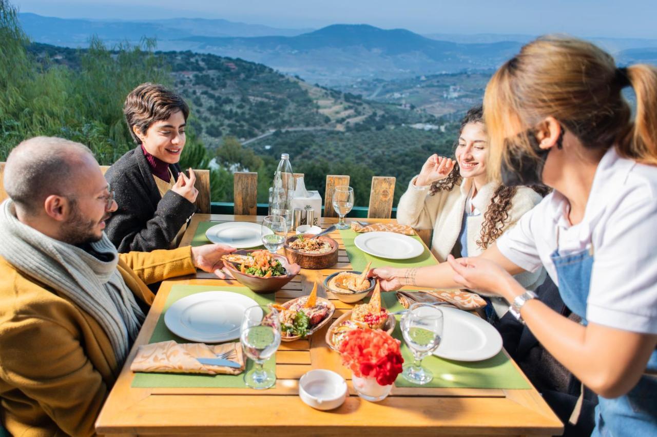 Mountain Breeze Lodge & Resort Al Salt Extérieur photo