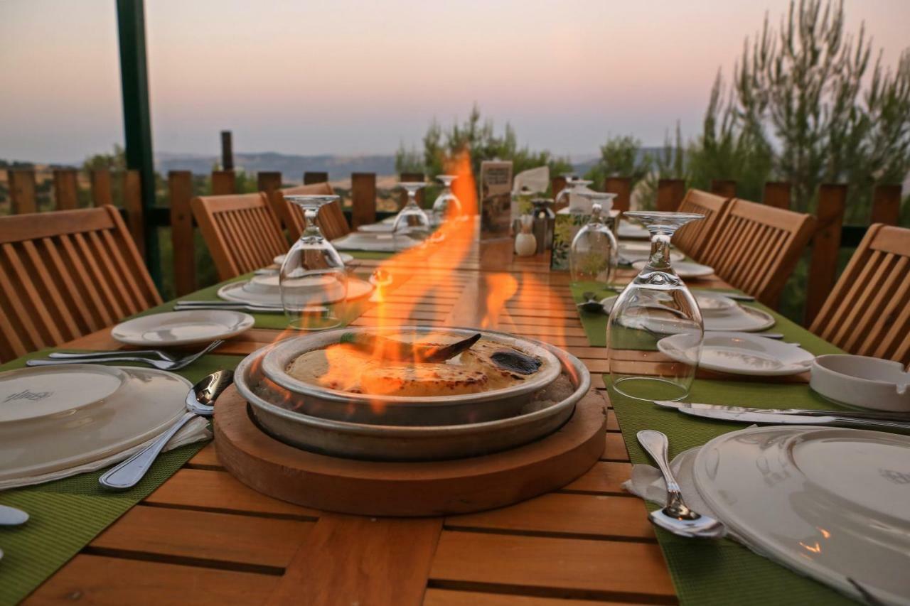 Mountain Breeze Lodge & Resort Al Salt Extérieur photo